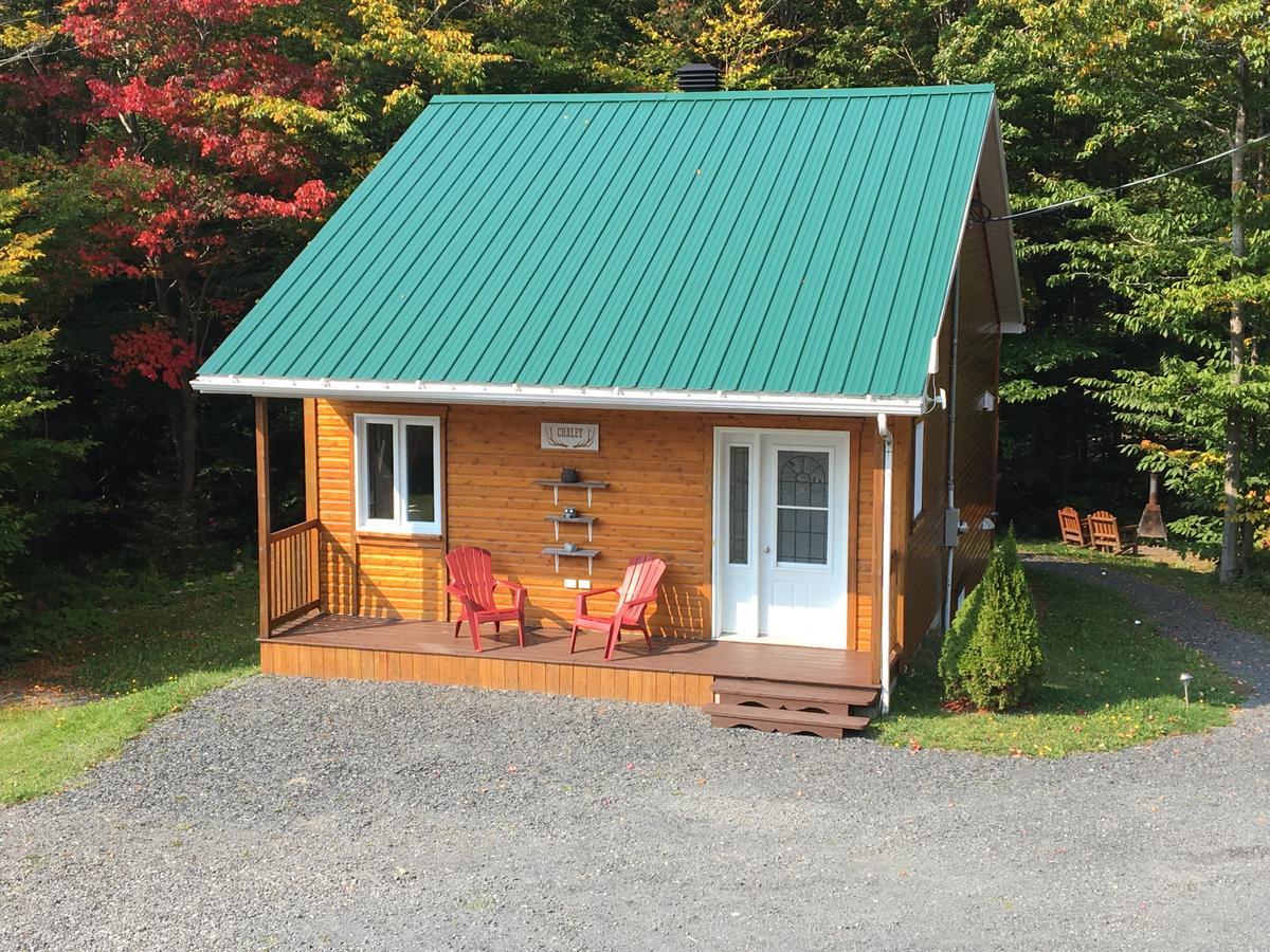 Domaine Des Montagnais Vila Notre-Dame-Des-Bois Exterior foto