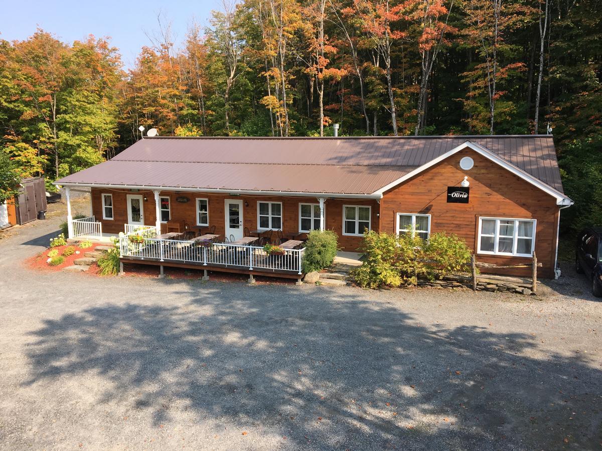 Domaine Des Montagnais Vila Notre-Dame-Des-Bois Exterior foto